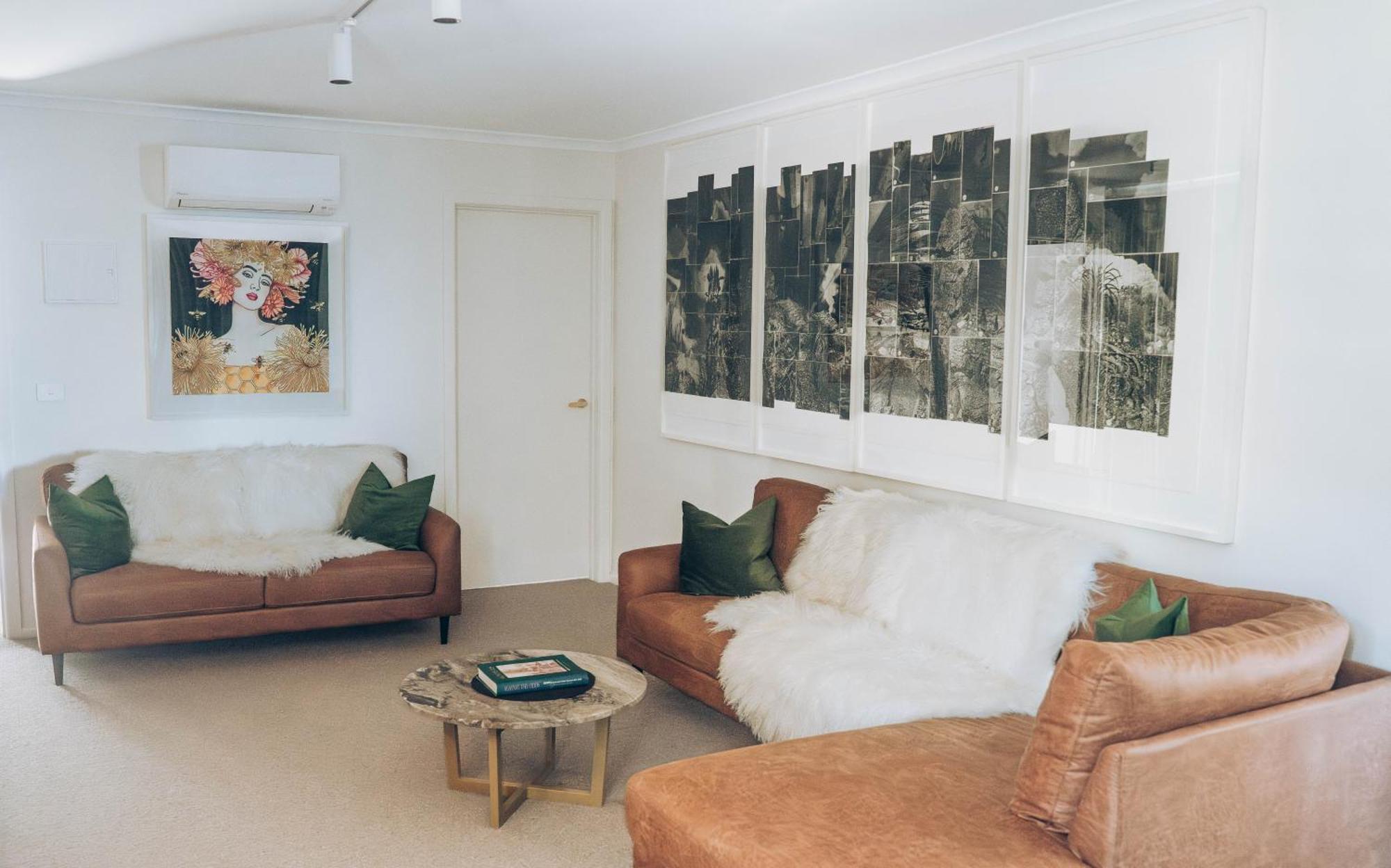 Risby Cove Boutique Hotel Strahan Bagian luar foto