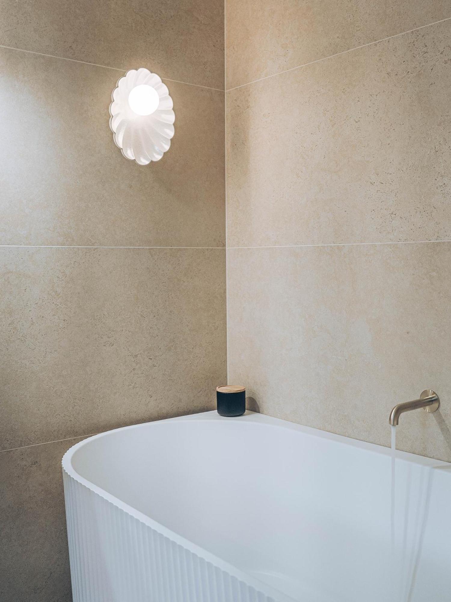 Risby Cove Boutique Hotel Strahan Bagian luar foto